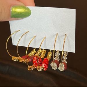 Red and gold handmade beaded hoop earrings❤️